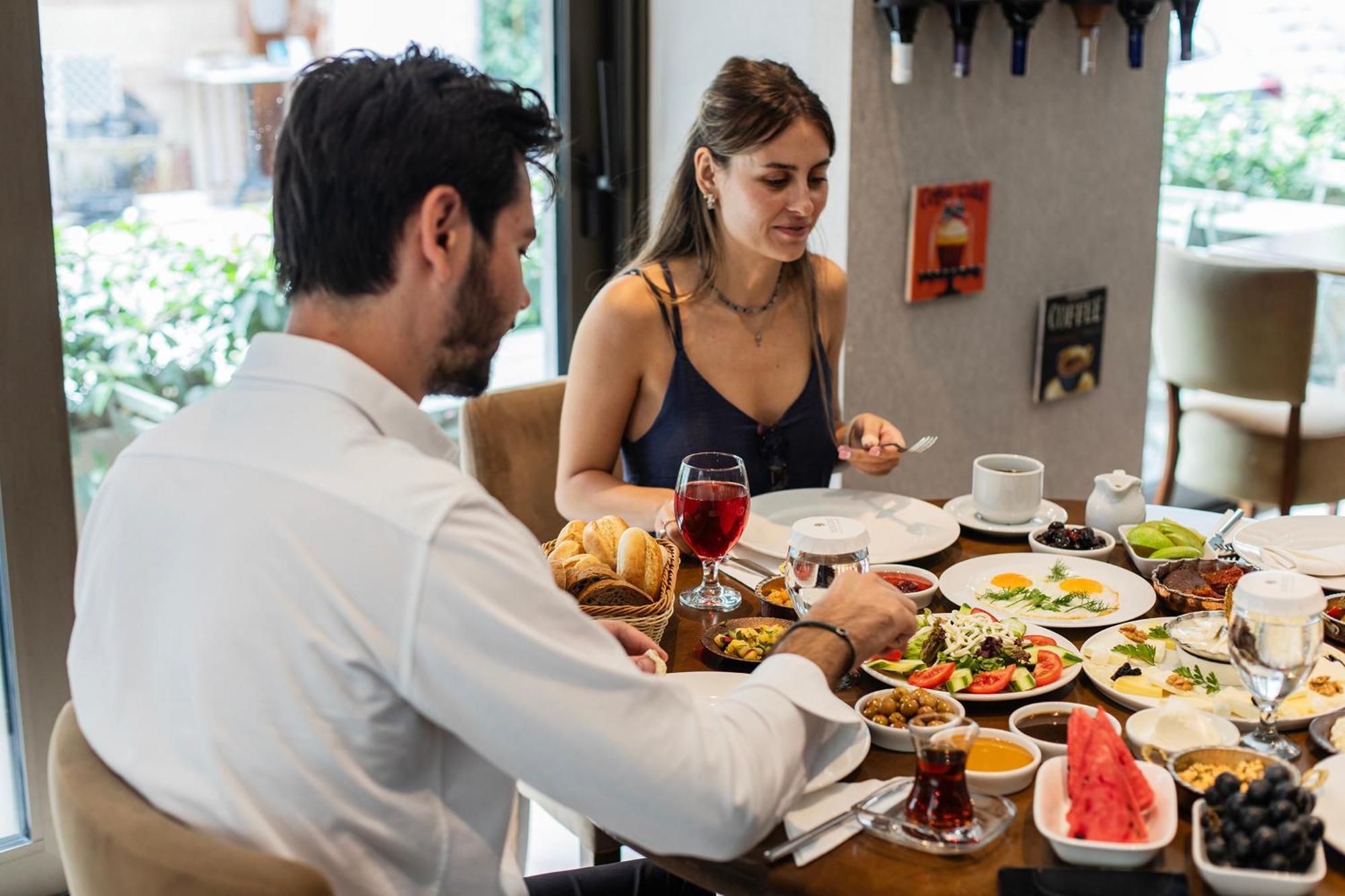 Hotel Morione & Spa Center Истанбул Екстериор снимка